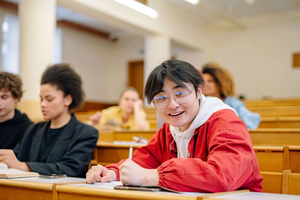 10 Reasons Why Asian Students Choose to Study in the Philippines (2026 Guide)
